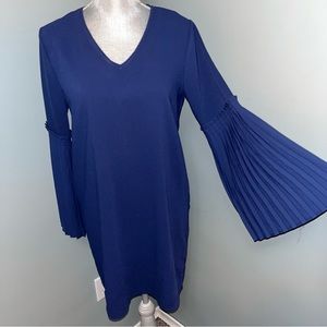 TAHARI BLUE size 6 pleated bell sleeve shift dress wedding guest cocktail